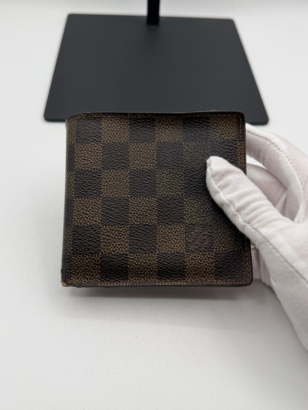 Louis Vuitton Damier Bi Fold Wallet
